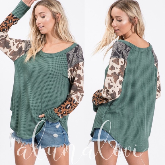 LYDIA Mixed Animal Print Long Sleeve Top - Picture 2 of 4
